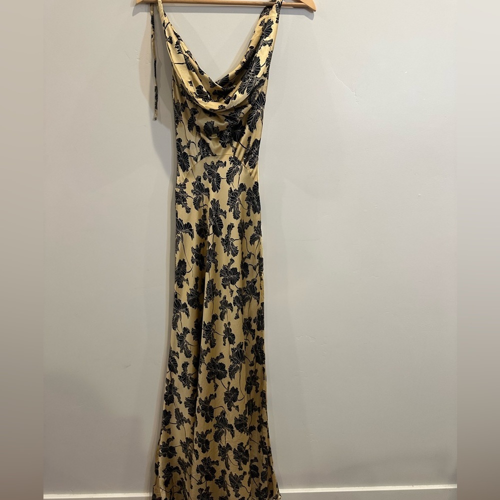 De La Vali Columbia Gown - Picture 4 of 7